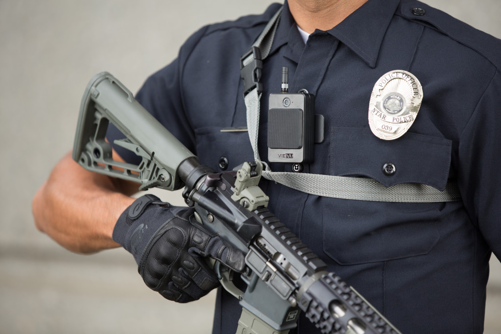Body camera rules for cops
